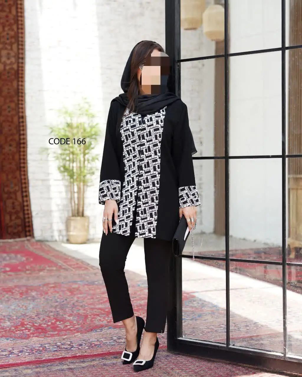 کد ۰۱۶۶: مانتو کاربردی 
