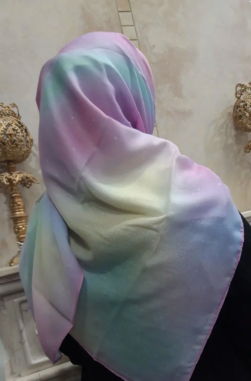 یه روسری رویایی و جذاب 👌
