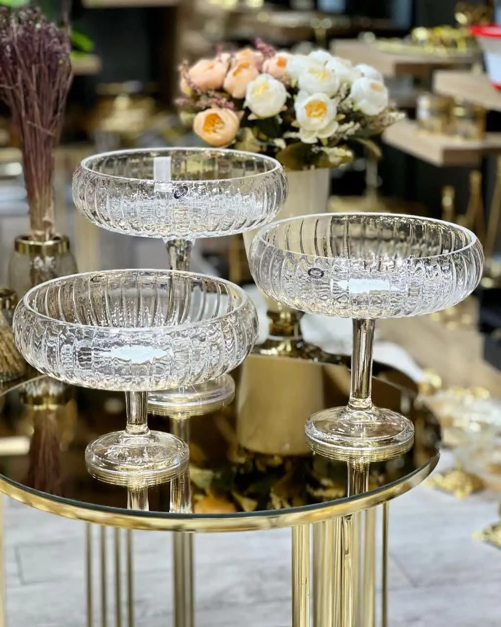 ظرف سرو پایه دار ترک
