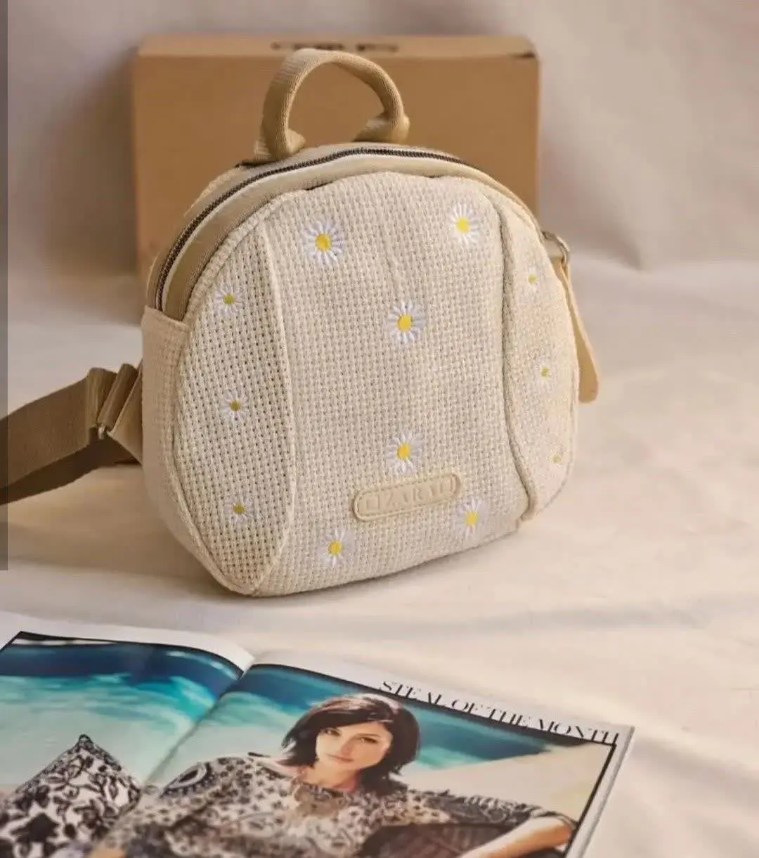 #مینی_کوله گوگولی، هم مناسب بزرگا هم بچه‌ها، حسابی مده‌ها 
