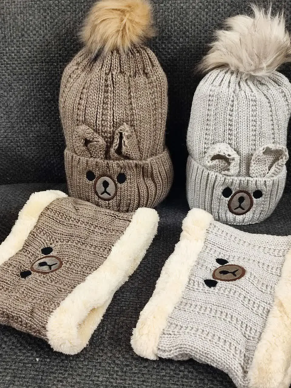 کلاه و گردنی داخل خزببعی. گ...