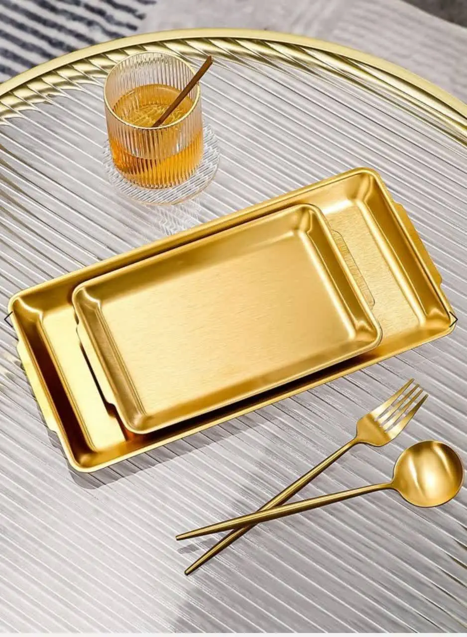 اکسسوری و لوازم طلایی همیشه دلبری میکنه🤩 
