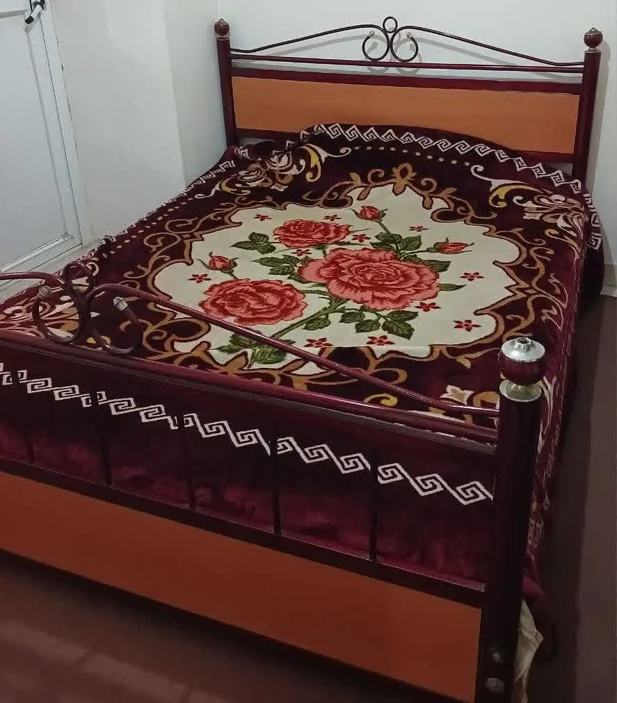 تخت فلزی ۲ نفره 
