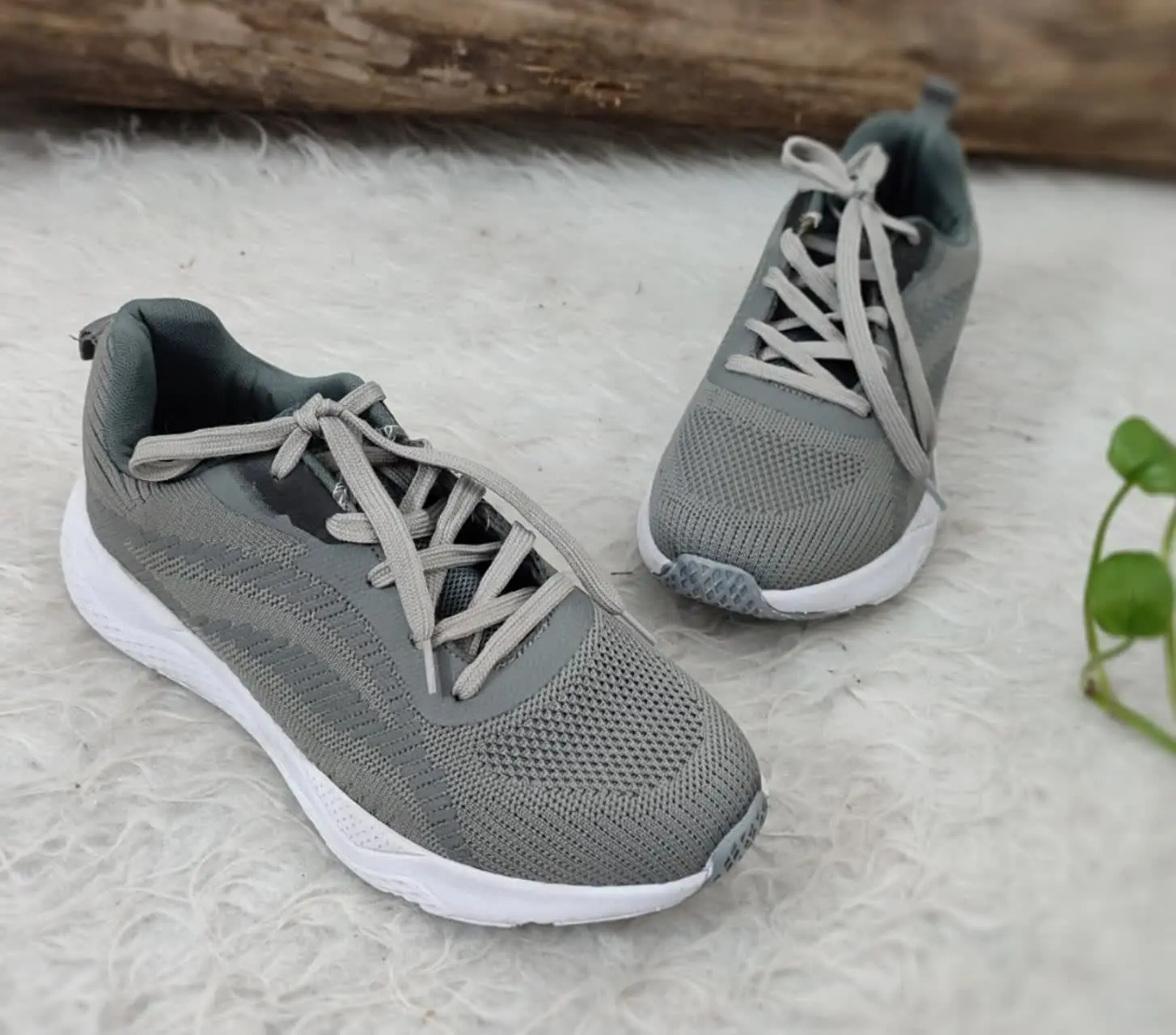 👟#کتونی مدل آدیداس طوسی😍
