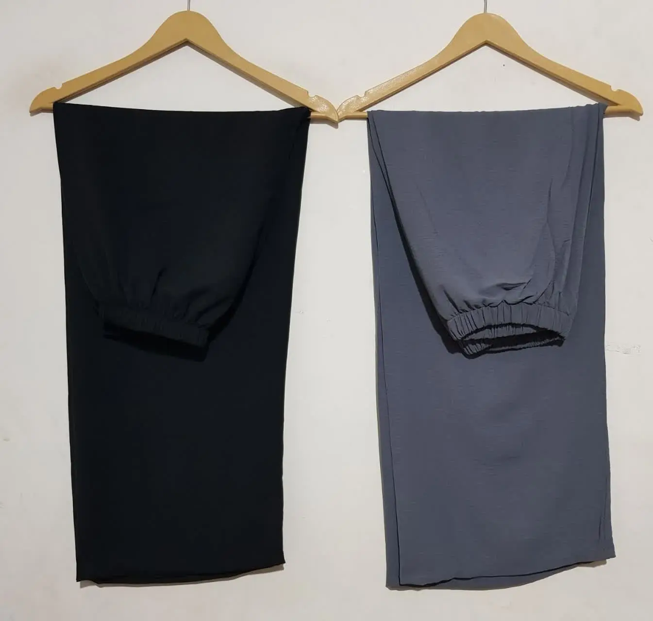 ✅یکی از پارچه‌های مرغوب و پرطرفدار پارچه ابر و بادی یا ماربل با تن خور شیک
