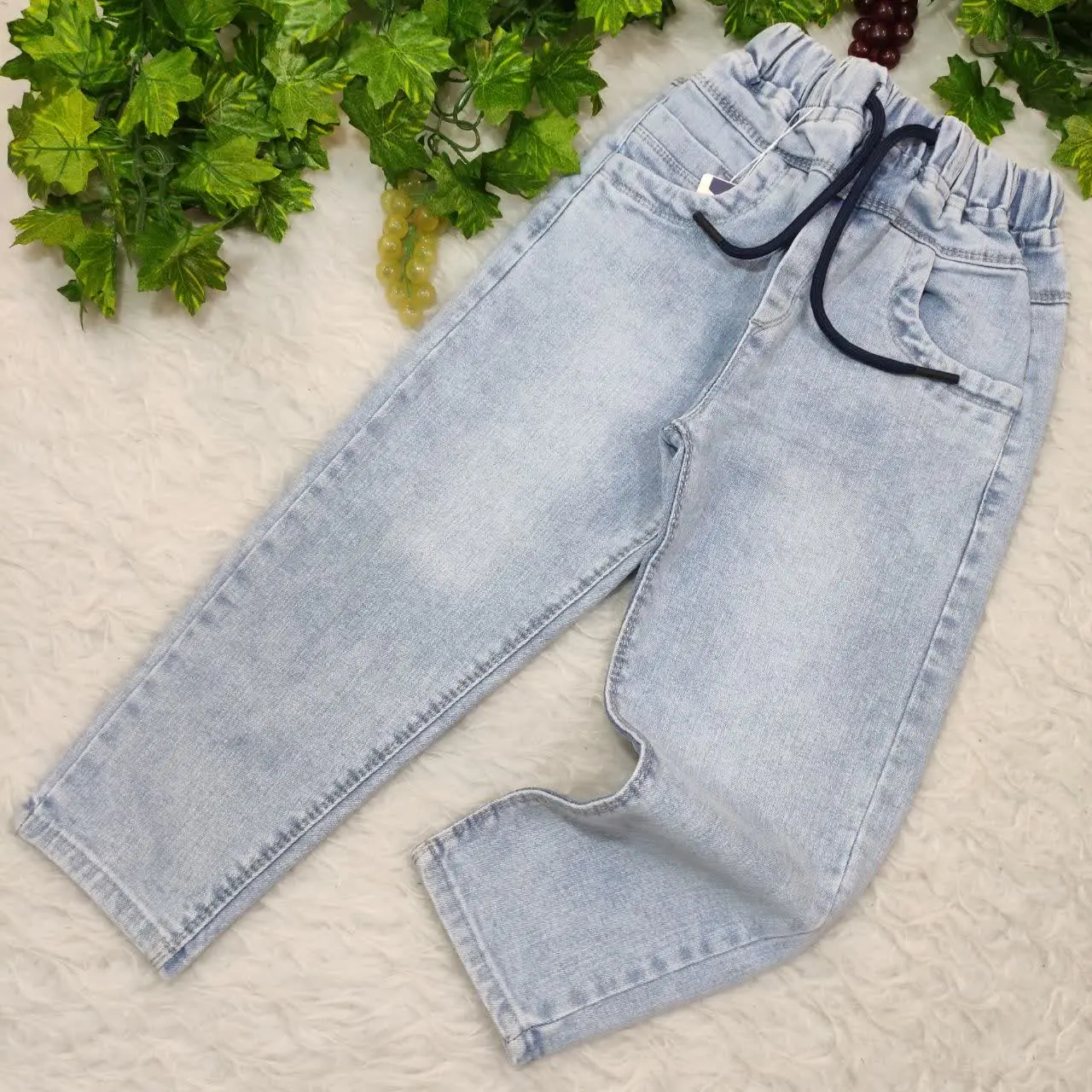 کیفیت شلوارها روی هزار هست💯بهترین جین و کتان‌های بازار رو داریم👌🏻
