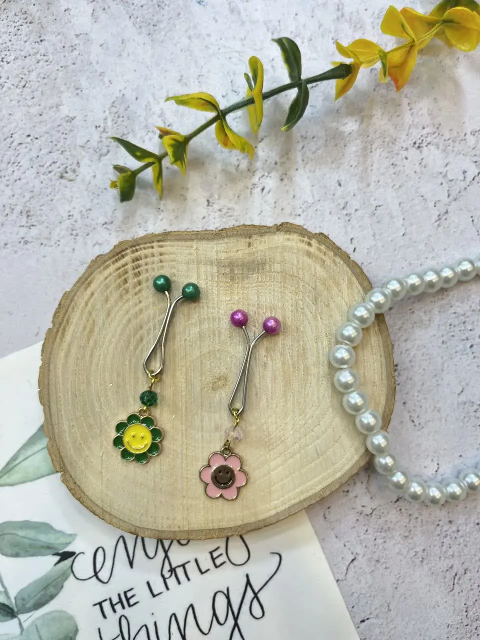 گیره روسری آویزدار گل فانتزی