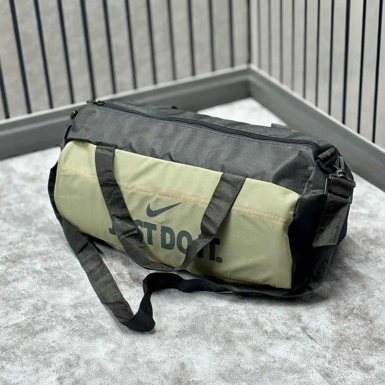 ساک ورزشی نایک
