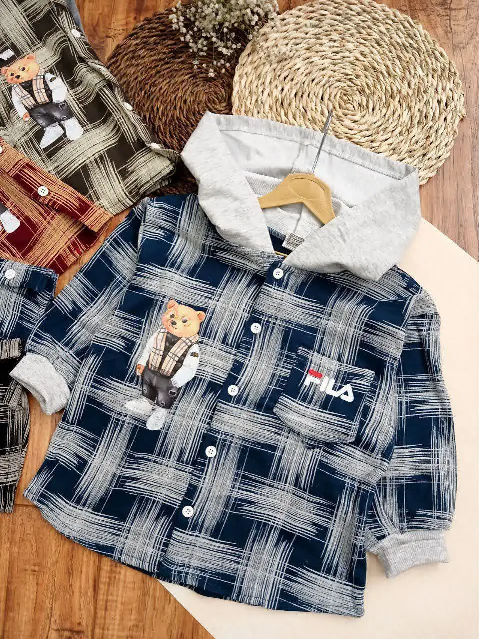 پسر شاه که باشی و …😅😍😍
