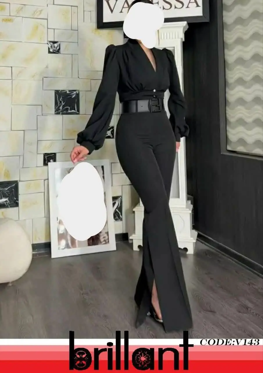 همراه با کمربند لاکچری😍