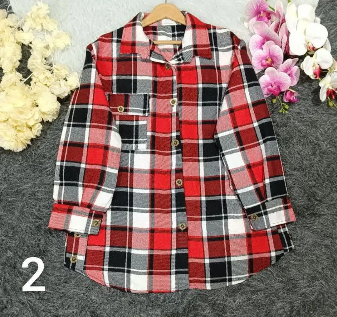 مانتو پشمی بغل دکمه ۱۳۴۴