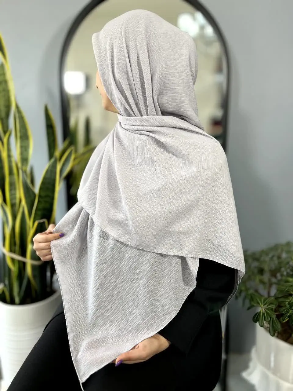 با وجود ما دیگه#روسری گرون نخر☺️
