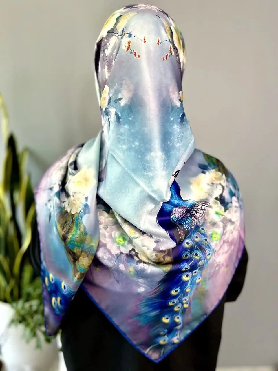 رنگ یاسی ملیحش خیلی نازه 
