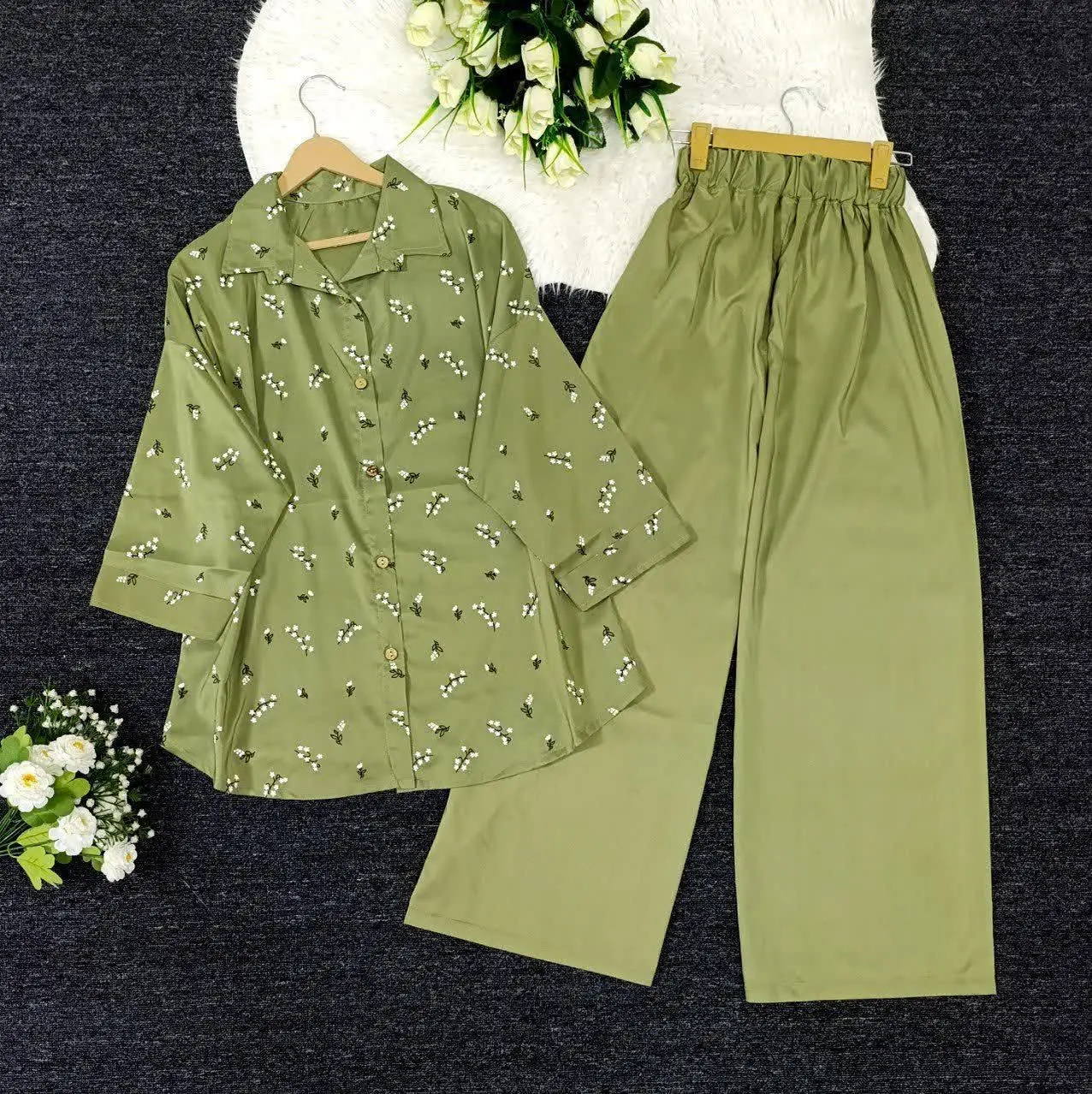 ست شومیز شلوار گل گچی
