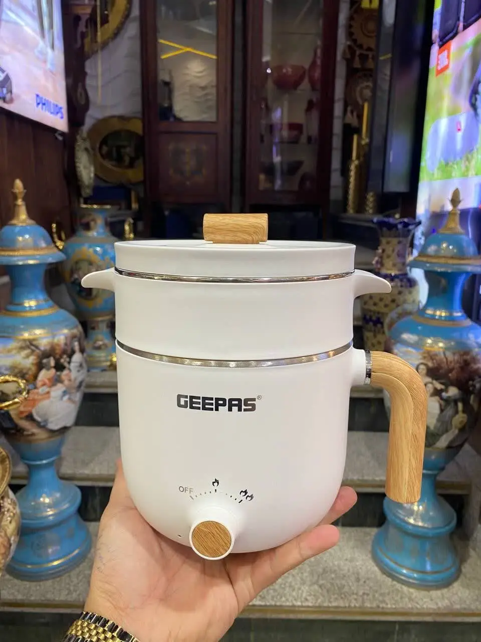 پلوپز یک و دونفر جی پاس