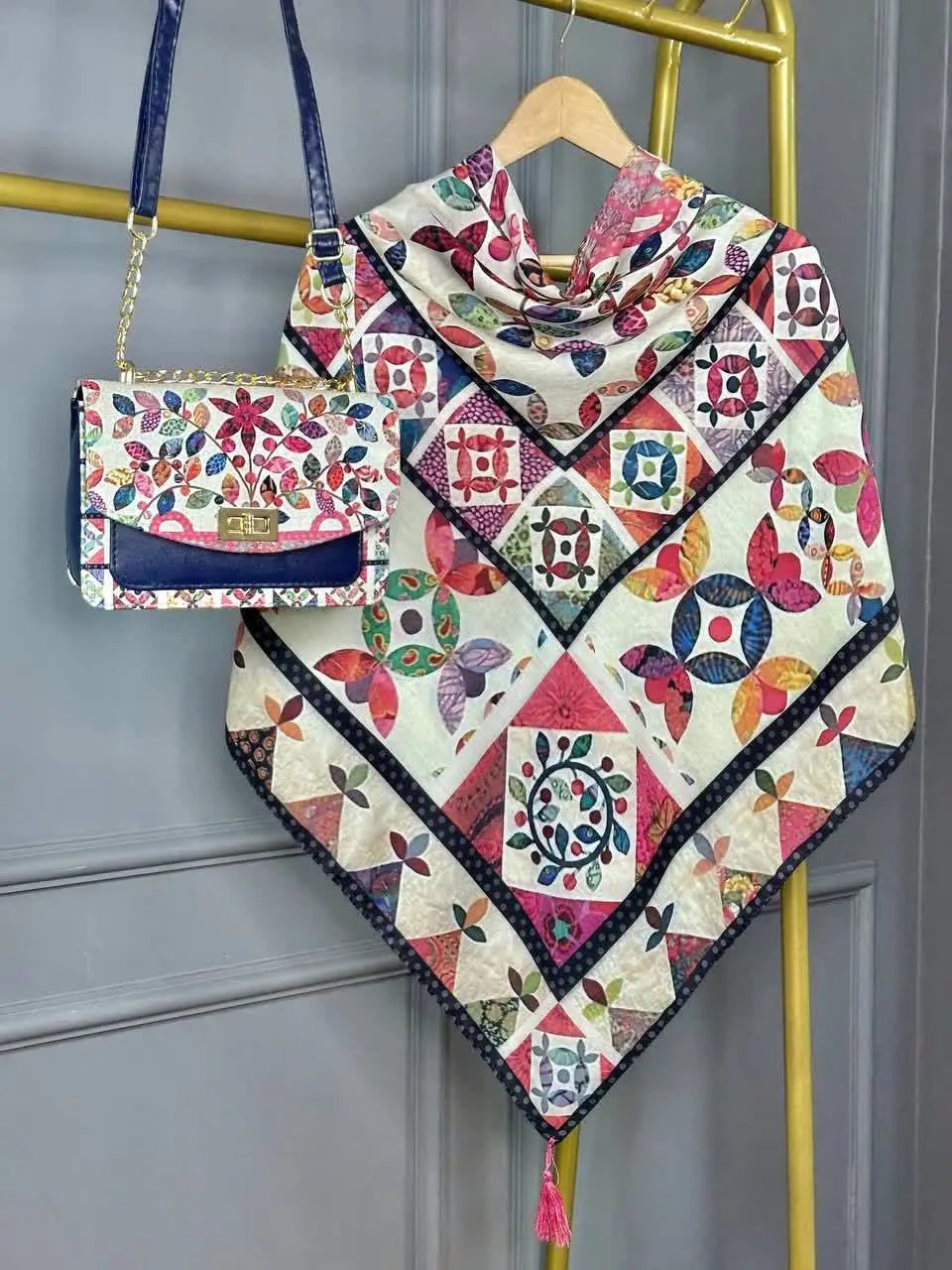 🔔با انتخاب این مدل خاص پوشی رو تجربه میکنی 
