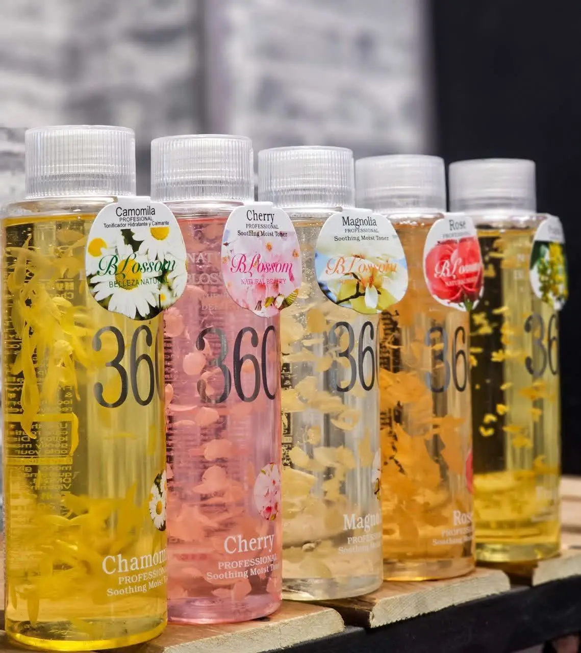 تونر ۳۶۰ بابونه وکالی😍😍
