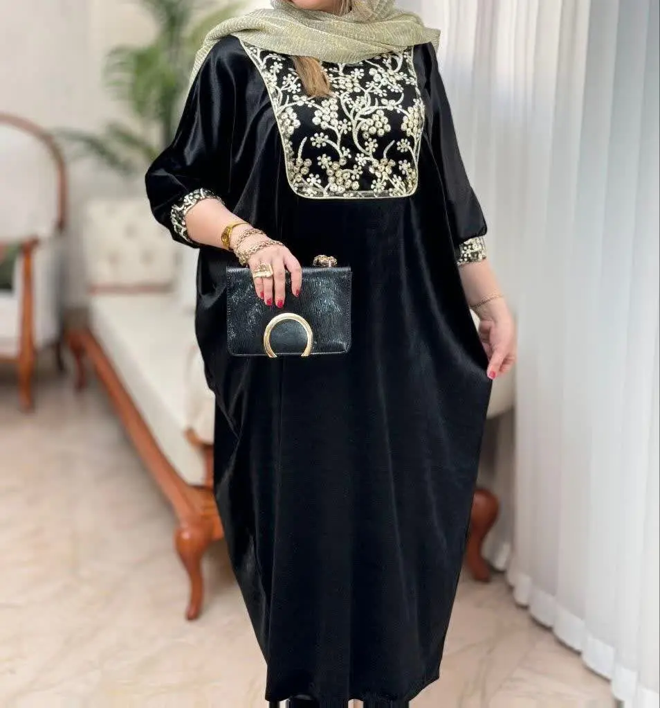 👚نام: عبایی خاتون
