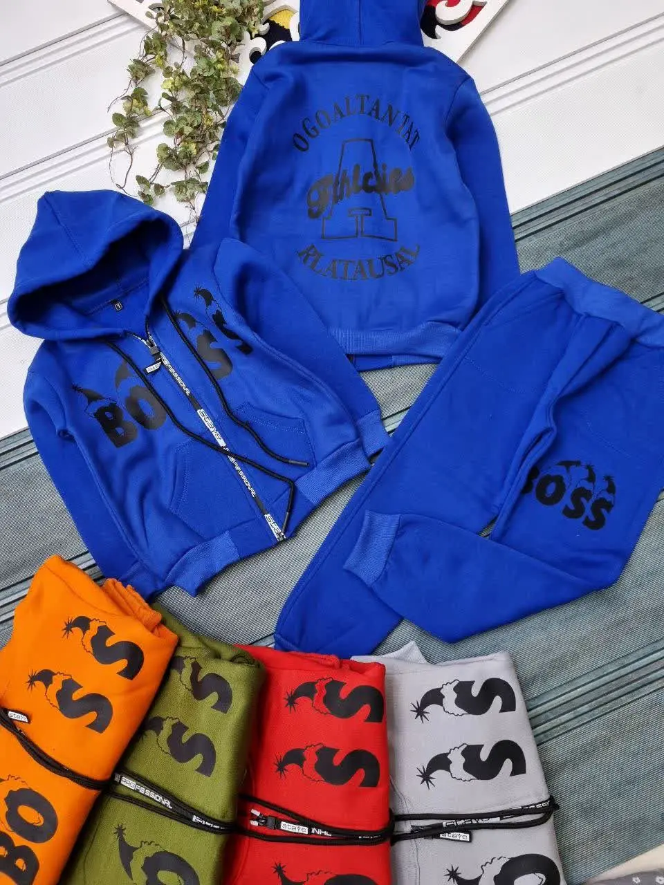🇮🇷🧥🧶👗👚🎽👕👖👔💎
