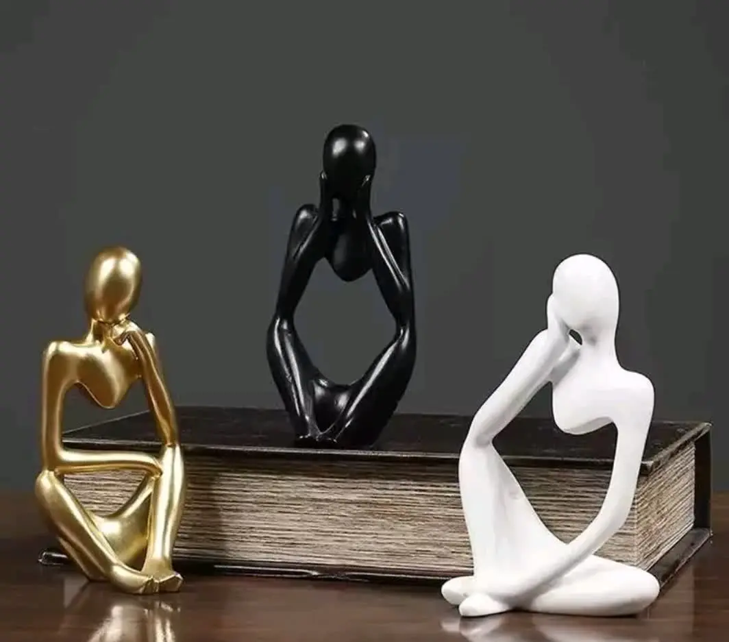 مجسمه‌های متفکر😇😇
