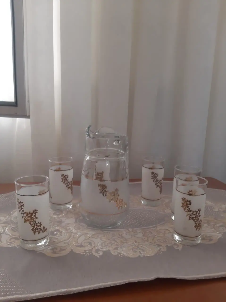 پارچ و لیوان 
