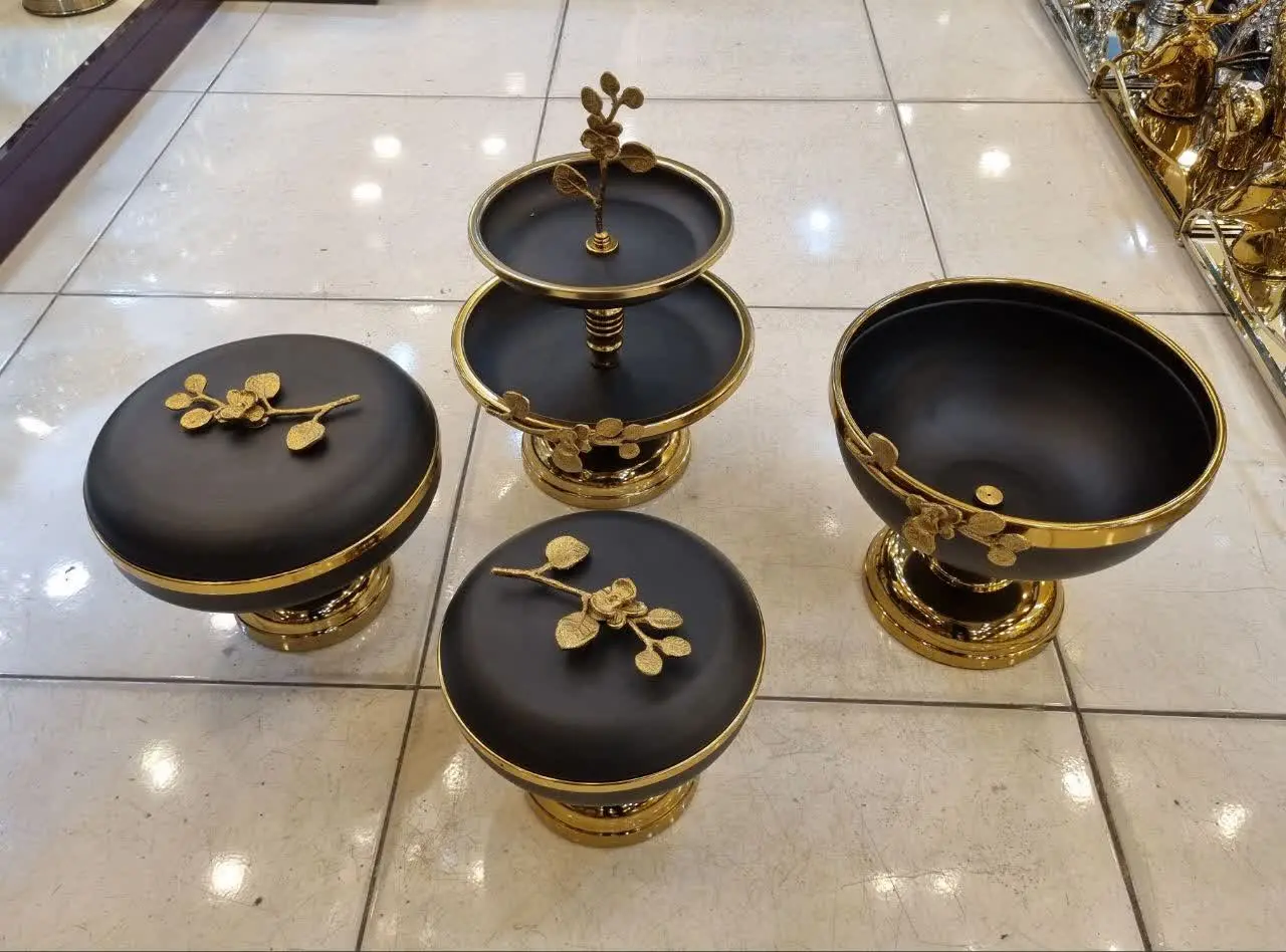 📌سرویس ۴ تیکه گل برنجی فلور😍👆
