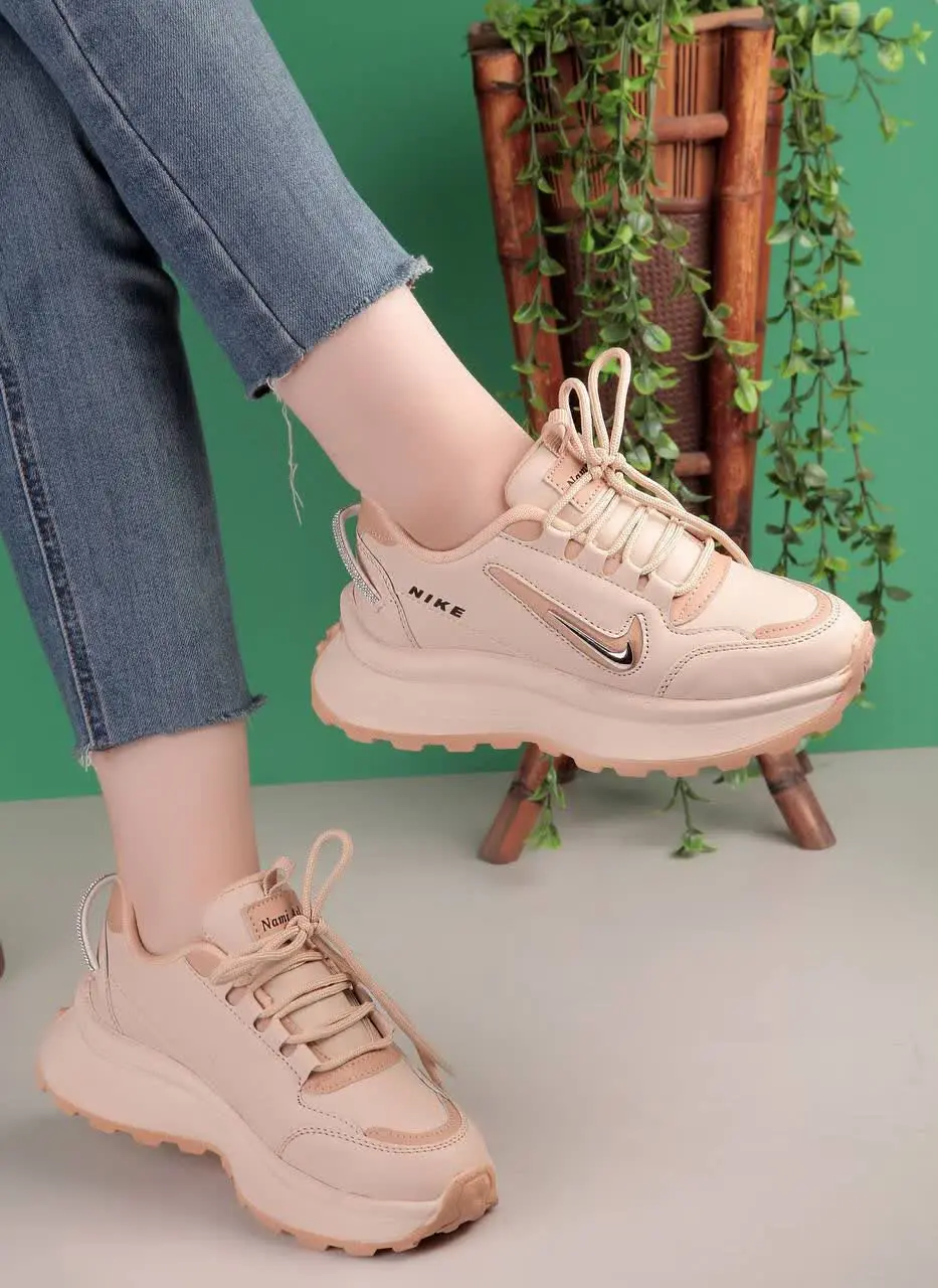 🔥نام: نایکی پشت نگین
