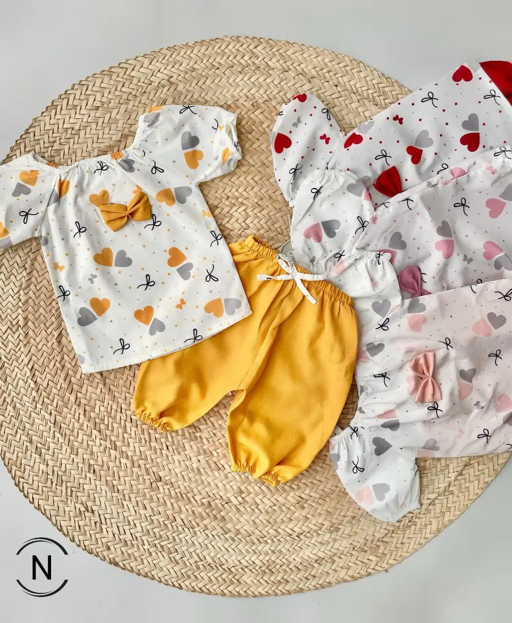 شومیزشلوارک‌دخترانه بوگاتی اسکاچی
