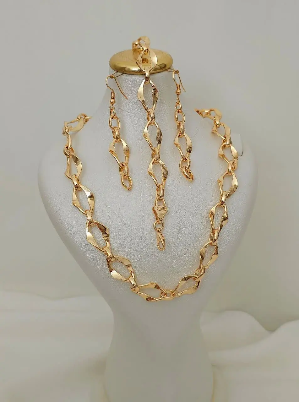 🔸 ارتفاع گوشواره:۶ سانت