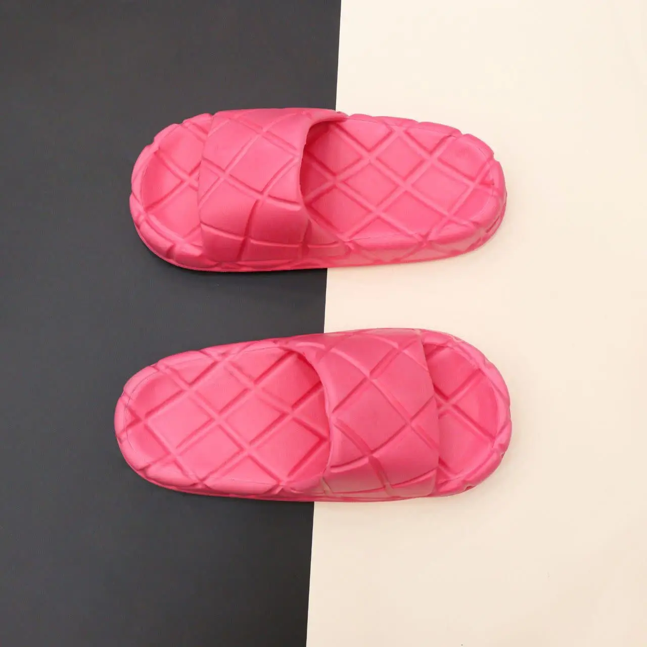 😊 دمپایی شطرنجی😊
