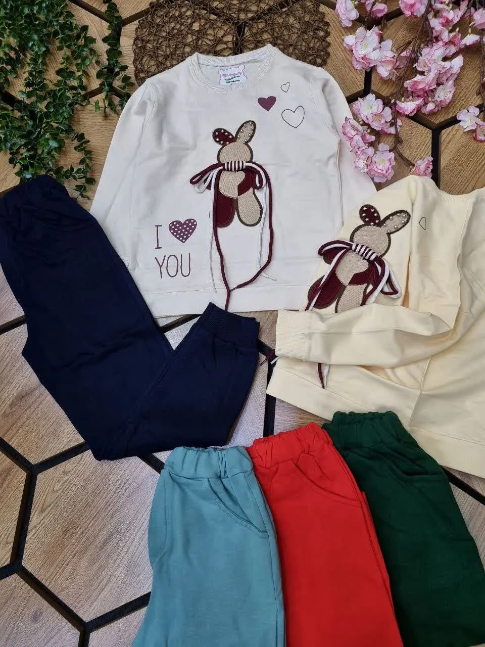 🇮🇷🧥🧶👗👚👔🎽👕👖💎
