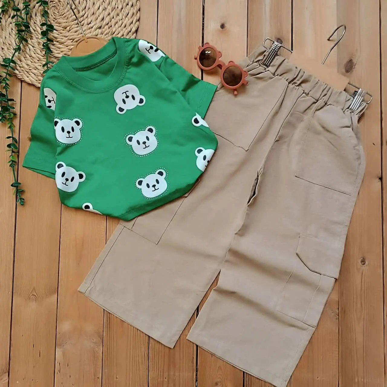 ست جذاب تیشرت شلوار کارگو 
