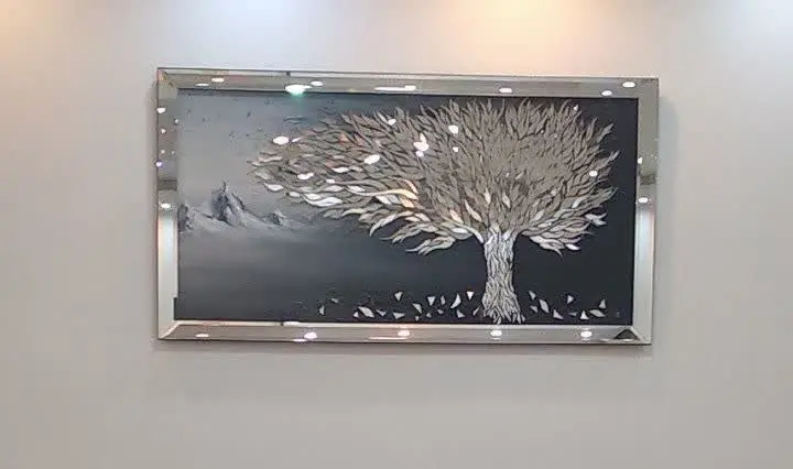 خانمااا 👩‍🦰✨
