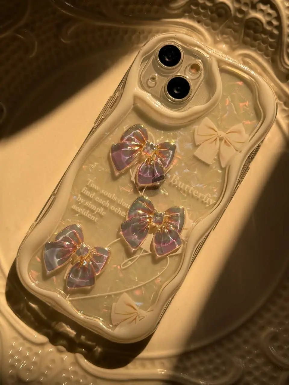 📱مدل قاب: قاب پاپیون صدفی موجی در دو طرح با ورقه ماربل در دو سبک شفاف و ماربل مخصوص انواع #سامسونگ و #آیفون 
