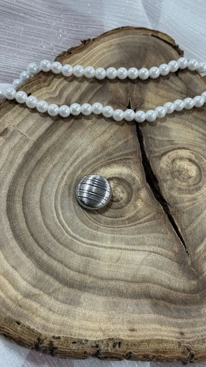 دیگه خبری ازلیز خوردن روسری...