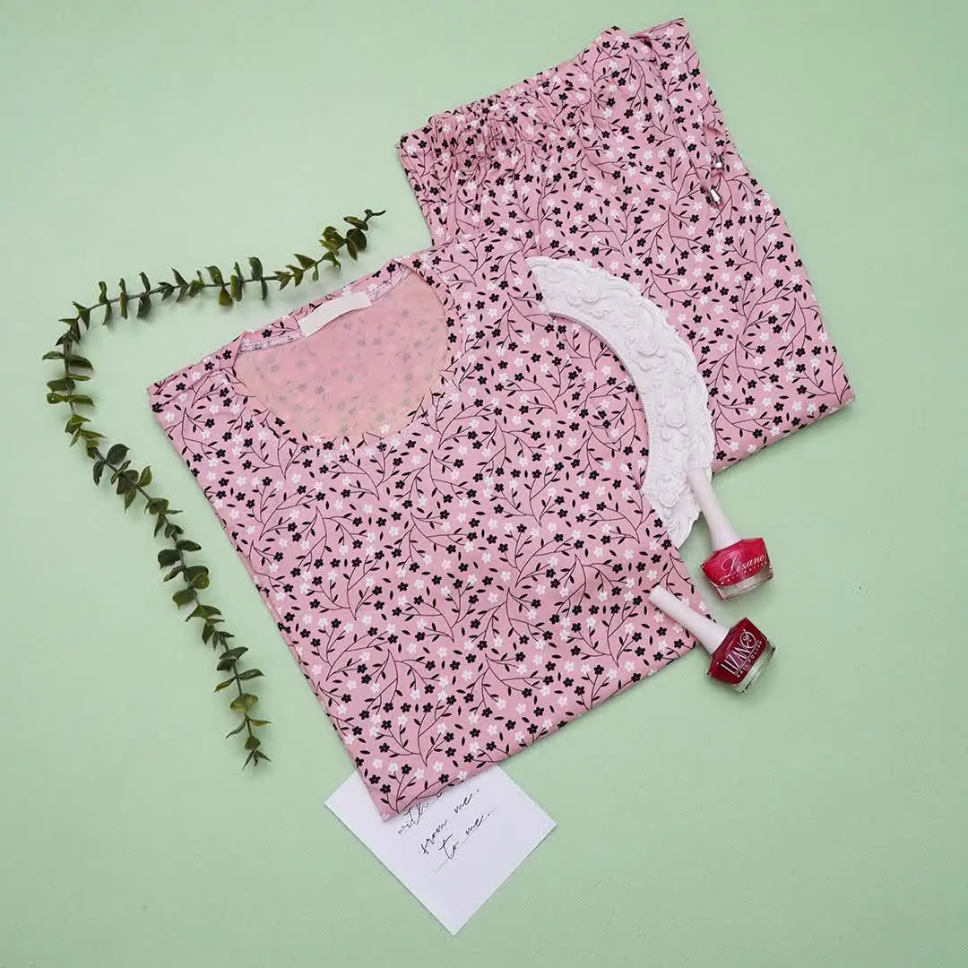 ست تیشرت شلوار زنانه کد ۹۰۲۱۶۸