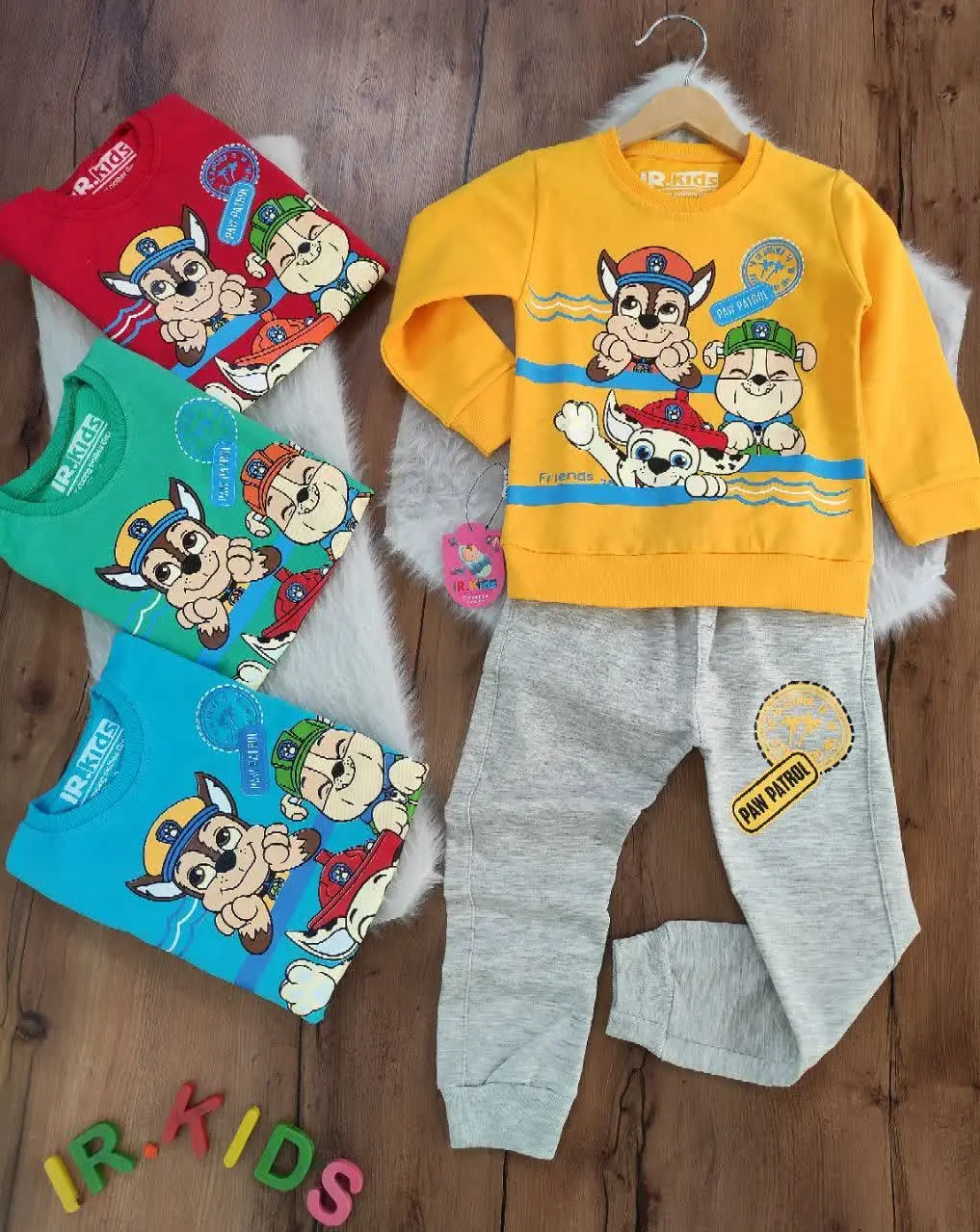 کدوم پسری هست که طرح سگ‌های نگهبان دوست نداشته باشه ☺️☺️☺️
