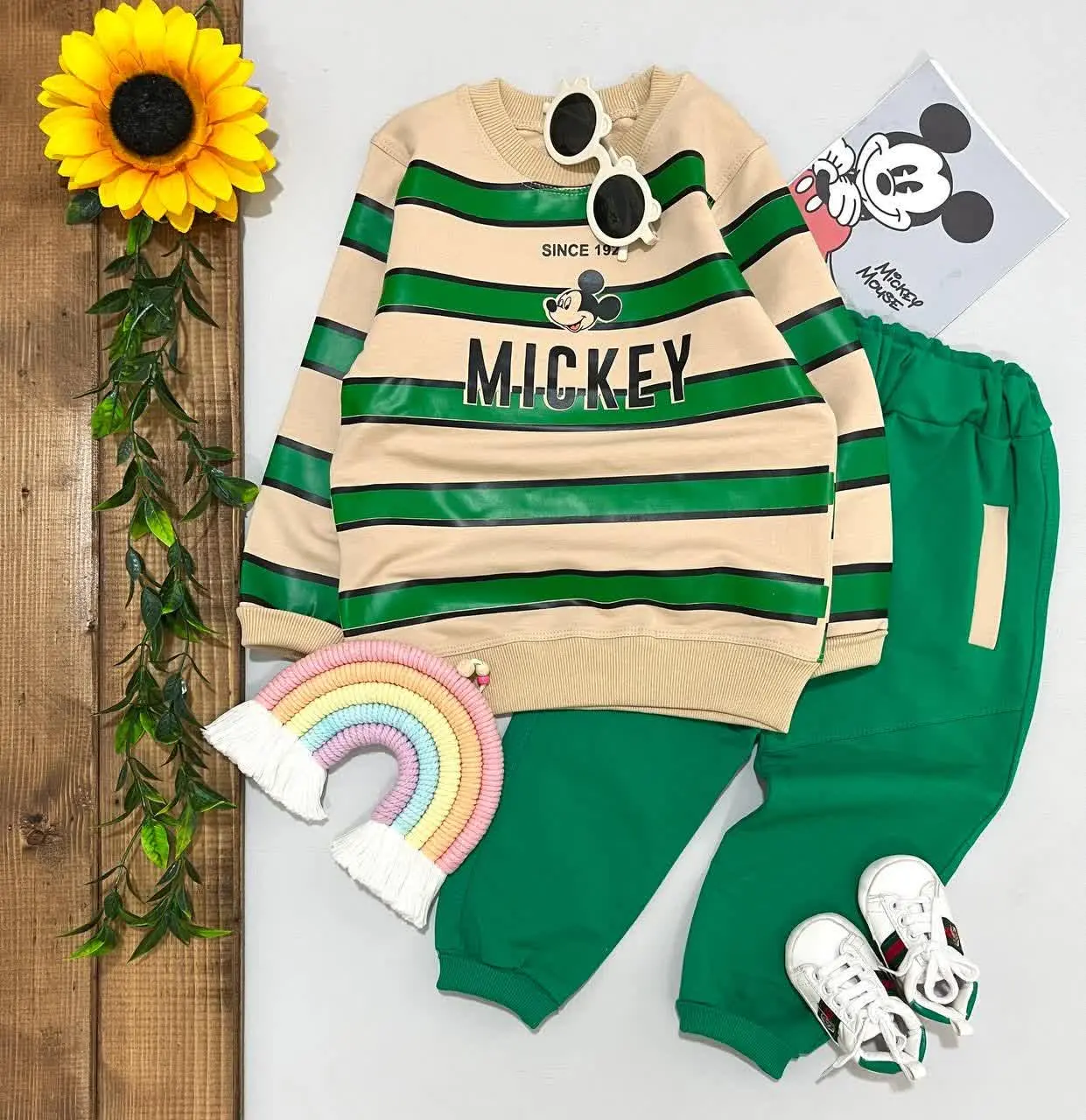 میکی هیچوقت از مد نمیوفته😎😍
