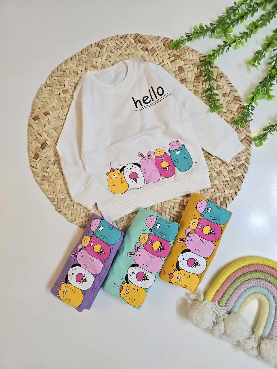 بلوز تک اینقدر ناناش؟؟؟؟؟؟ 😍😍