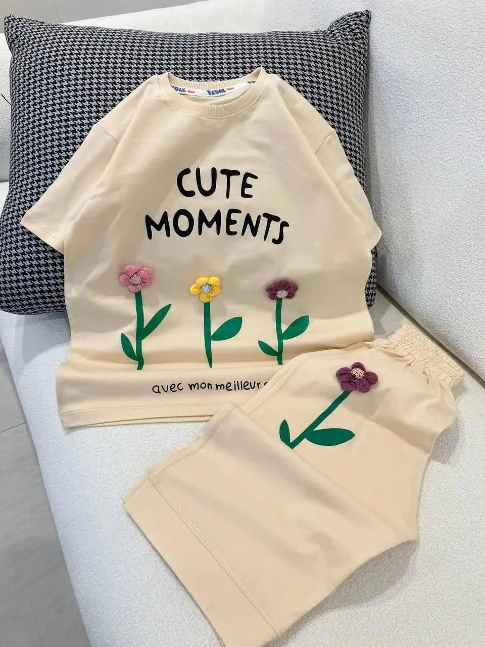 امروز میخواییم بترکونیم دختردارا دستا بالا😍😍😍
