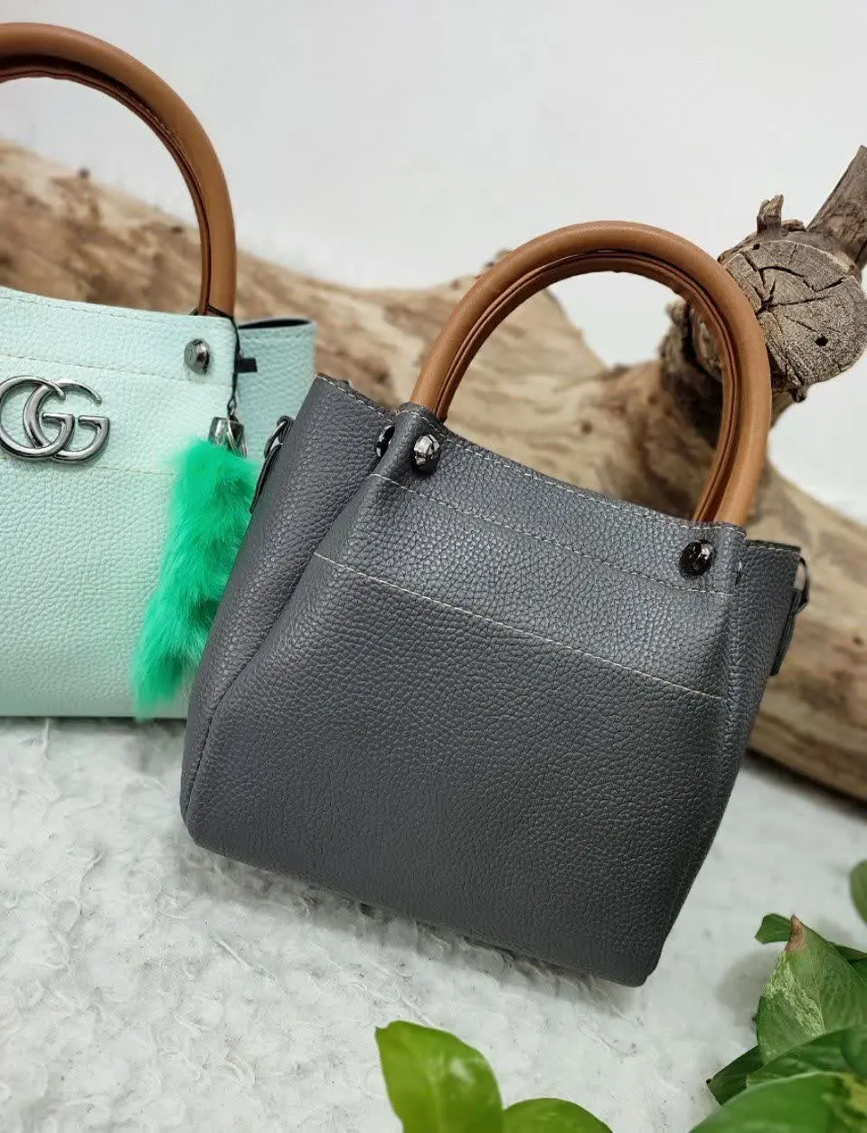 نام: 👛 کیف دستی و دوشی مدل گوچی خزدار 😍
