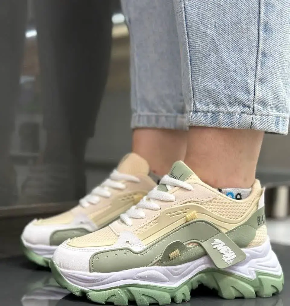 ✅️موجودی فقط سایز ۳۷
