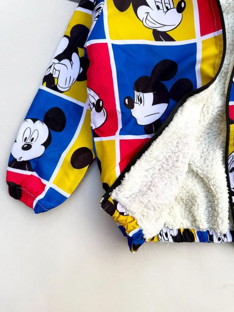 ما میگیم سویشرت شما بگو کاپ...