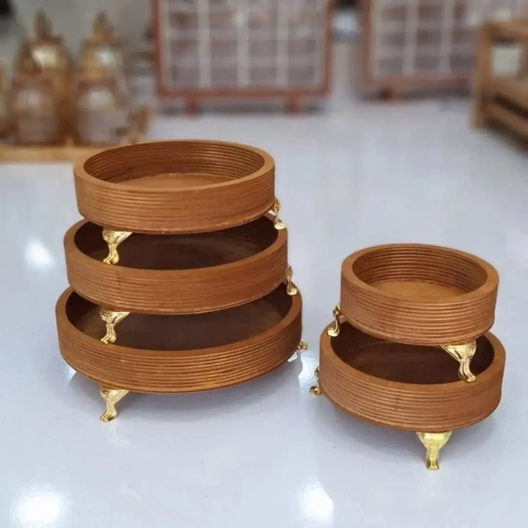 ✅سینی ۵تیکه گرد پایه دار😍
