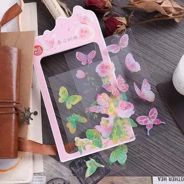 استیکر شفاف طرح پروانه
