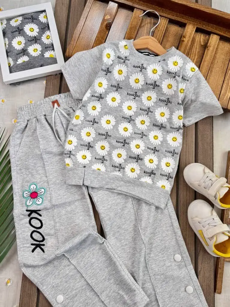 تیشرت وشلوار
