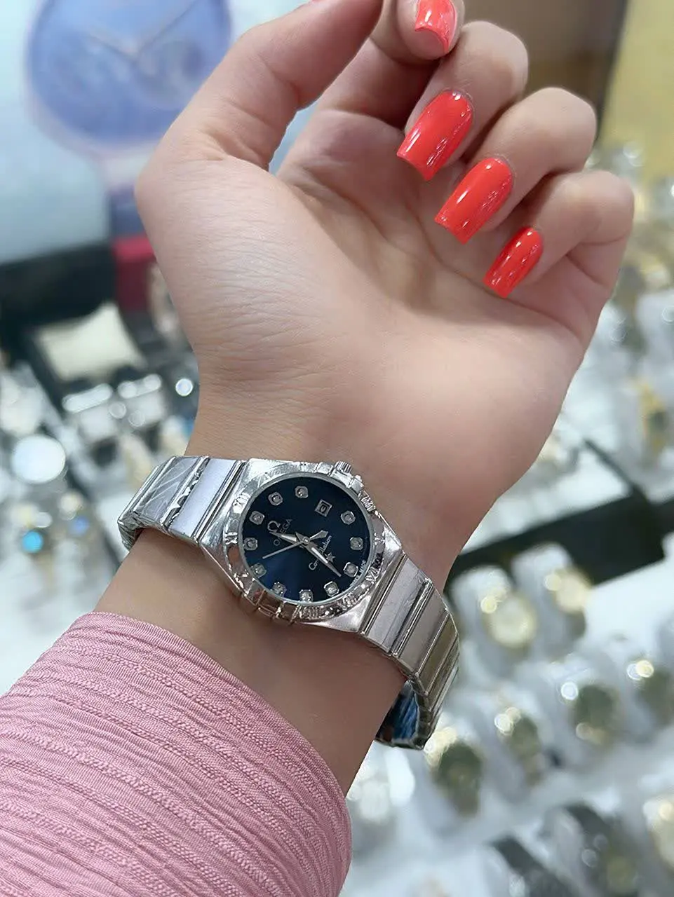 ساعت پرفروش مارک امگا