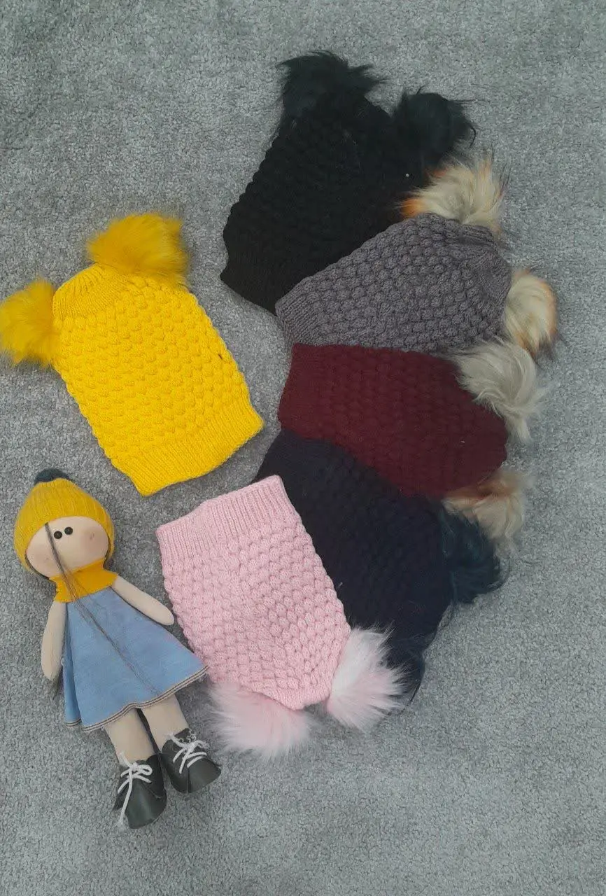 کلاه پوم دار 
