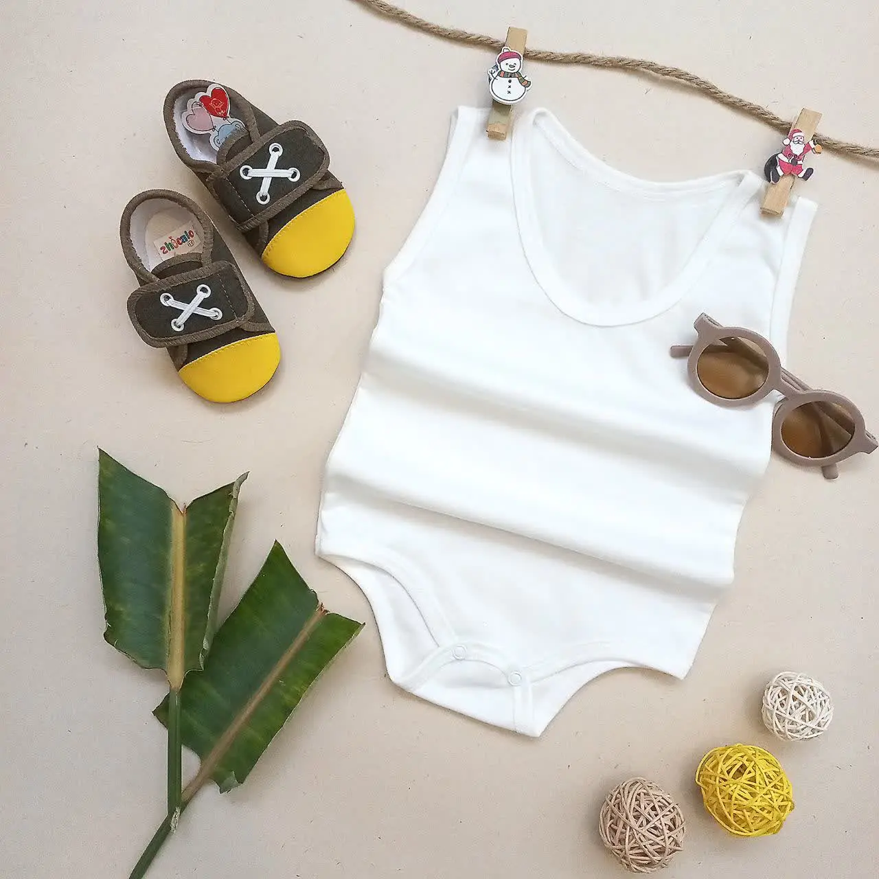 سایز۱ (۳تا۶ماه): سرشانه تاف...