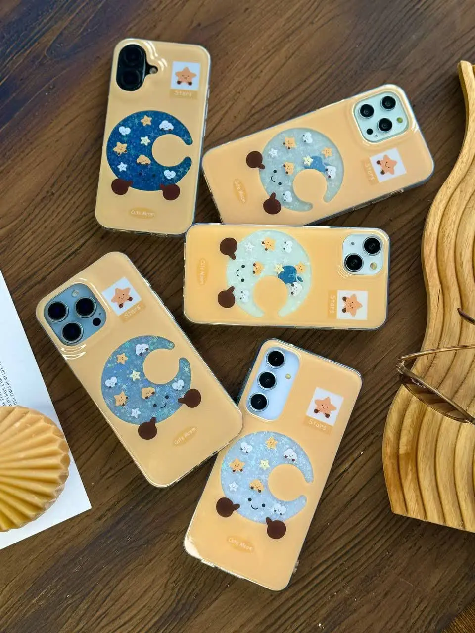 📱مدل قاب: قاب طرح ماه رویایی شاینا مخصوص انواع #سامسونگ #شیائومی و #آیفون 
